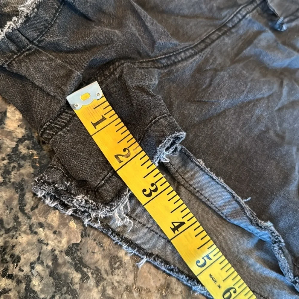 Hurley black lightweight cotton distressed shorts NWT L